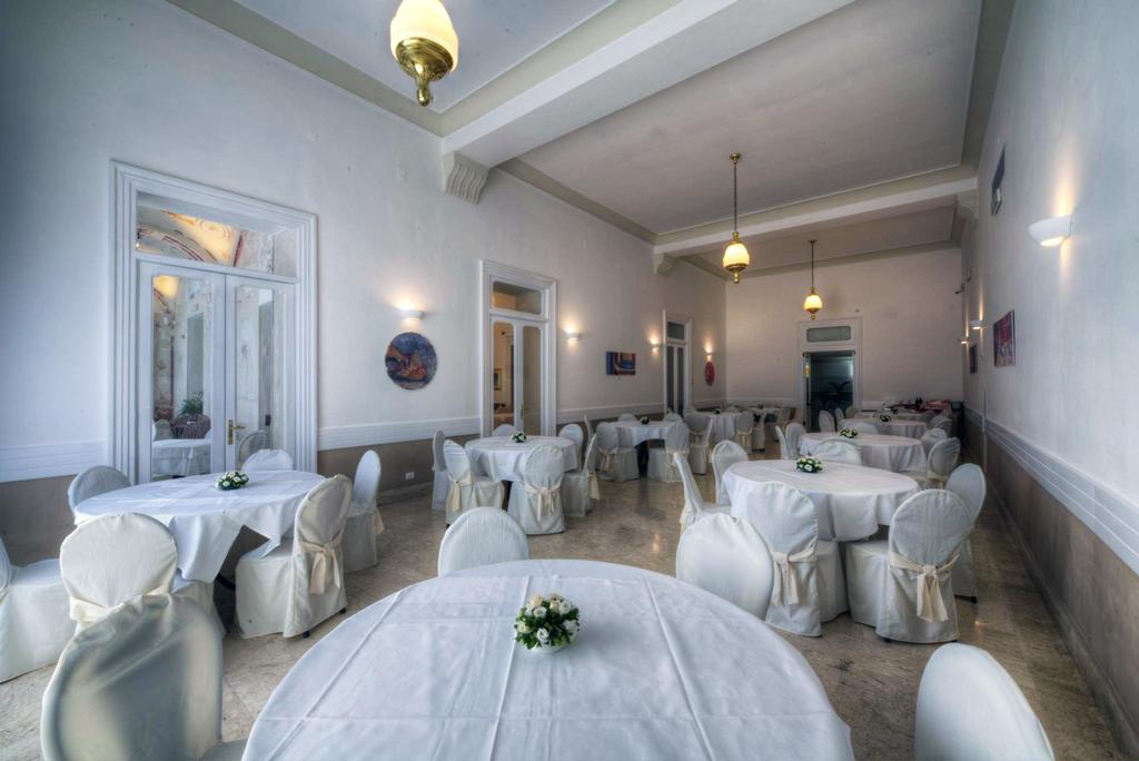 Hotel Vittoria Pompeia Exterior foto